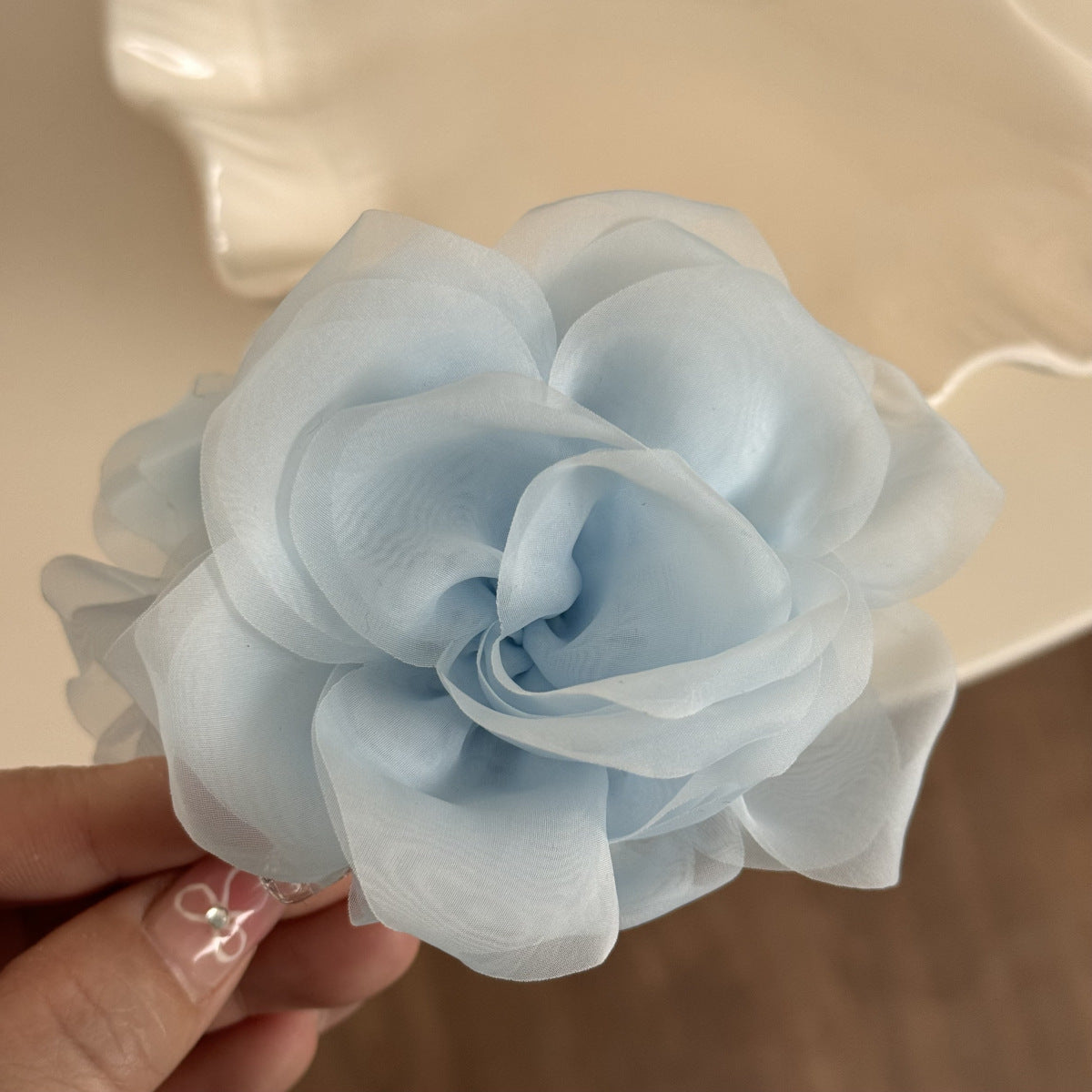 Pinteresty Mesh Rose Hairclaws: Light Blue