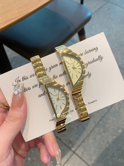 W38: MOBANGTUO Branded Wrist Watch (WITH BOX)