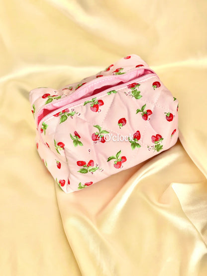 🎀 22.Pinteresty Makeup Bag: Pink Strawberry 🫧