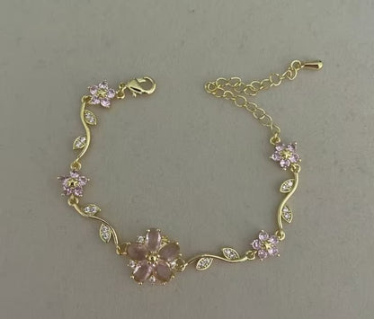 B107: Pinteresty Flower Bracelet: Pink