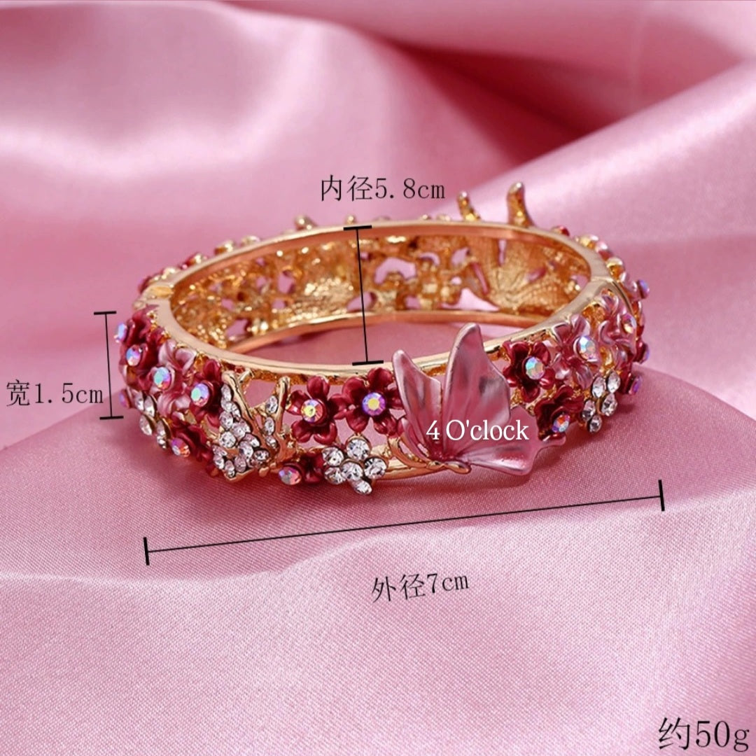 ✨🦢VC198: Vintage Victorian Enamel Bangles : Crimson Butterfly 🌸🕯️