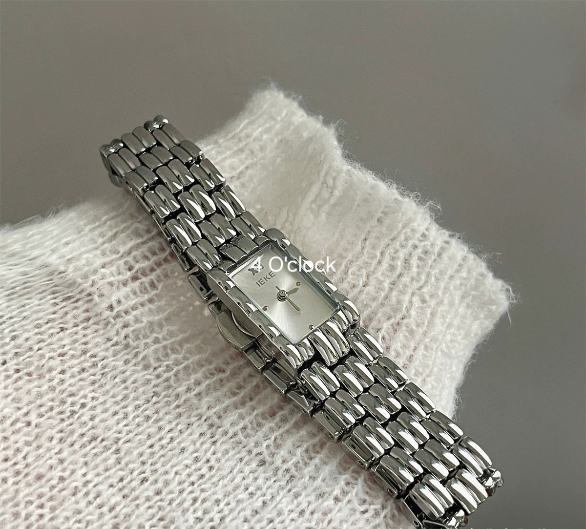 W07: IEKE Branded Wrist Watch: Silver (WITH BOX)