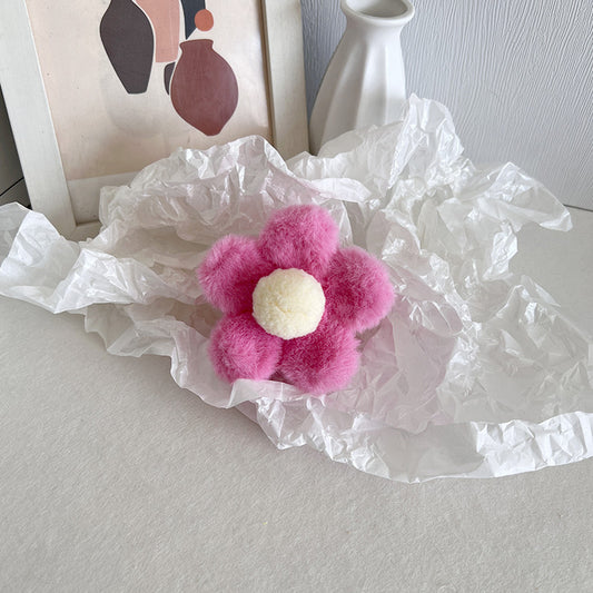 Plushy Flower Hairclaws: Pink