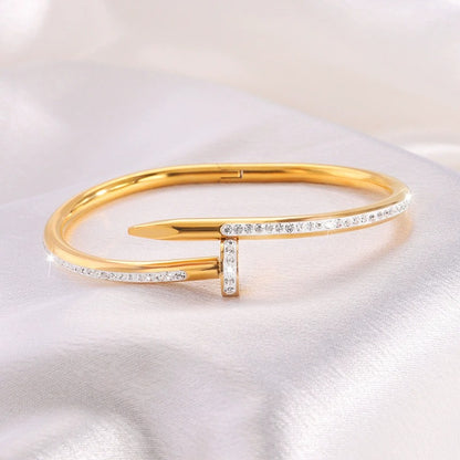 CB39: 18k Gold Plated Premium Stainless Steel Cuff Bangles: Isabella