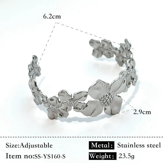 HC174: 18K Gold Plated Stainless Steel Handcuff Bracelet (Silver)