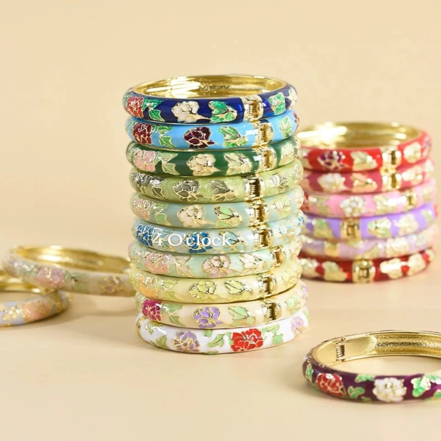 ✨🦢VC100: Vintage Victorian Enamel Bangles : Lilac Dream  🌸🕯️
