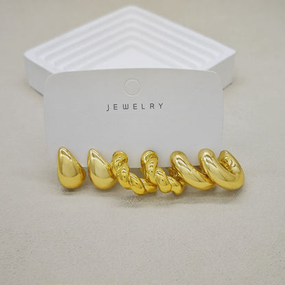 Golden Earrings sets: 15