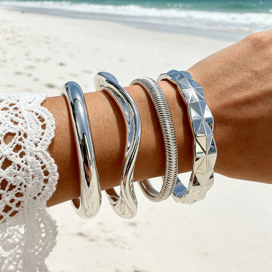 HC207: Trendy Metal Bangle Set: Silver (4 pcs)