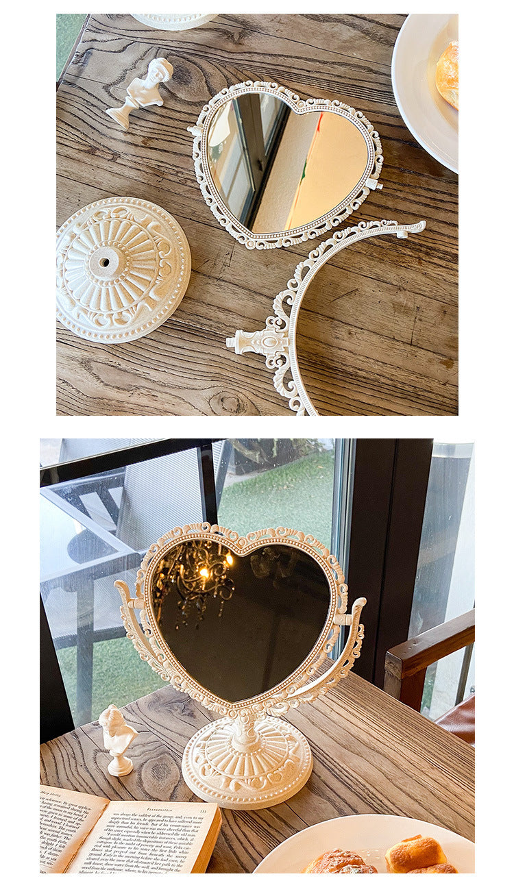 M05: Vintage Mirror: Vintage Heart Shape: Pink