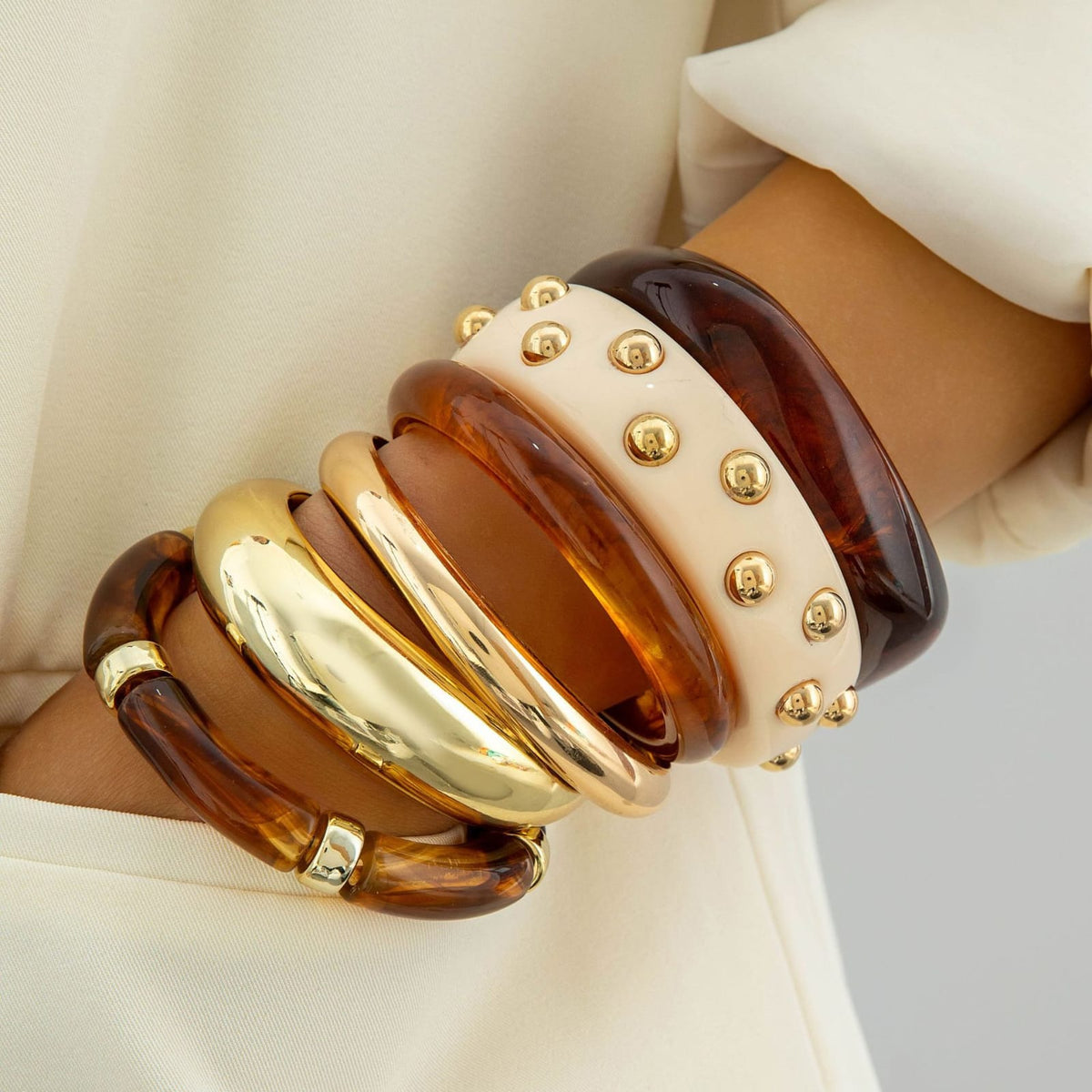 HC219: Trendy Resin Bangle Set (6 pcs)