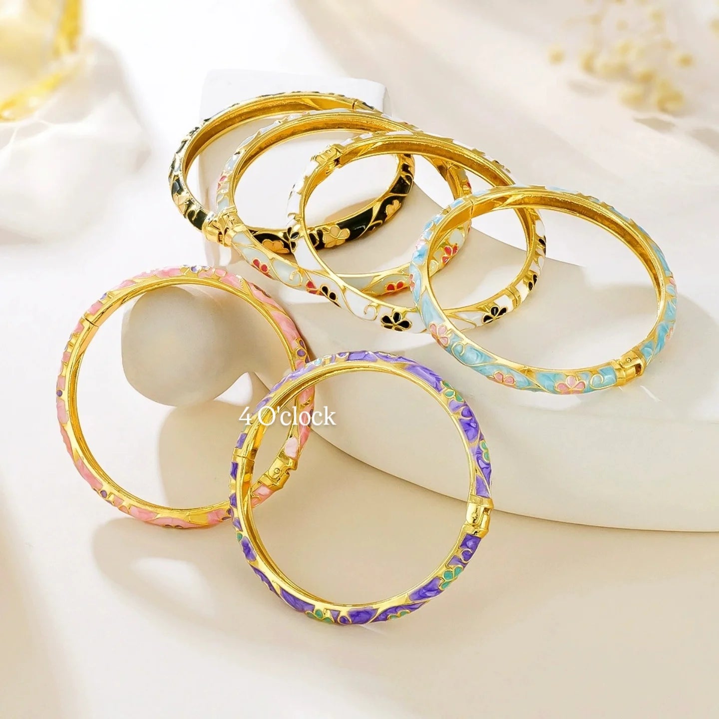 ✨🦢VC129: Vintage Victorian Enamel Bangles : Regal Beauty🌸🕯️