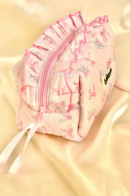 🎀13. Pinteresty Makeup Bag: Pink Tone Floral🫧