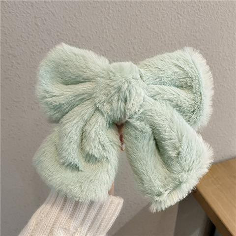 Plushy Bow Hairclips: Green