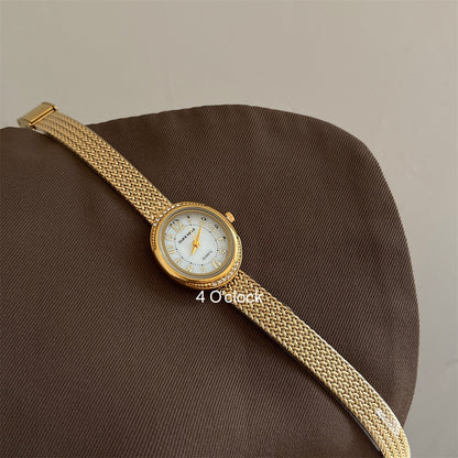 W19: DUKE NICLE Branded Wrist Watch (WITH BOX)