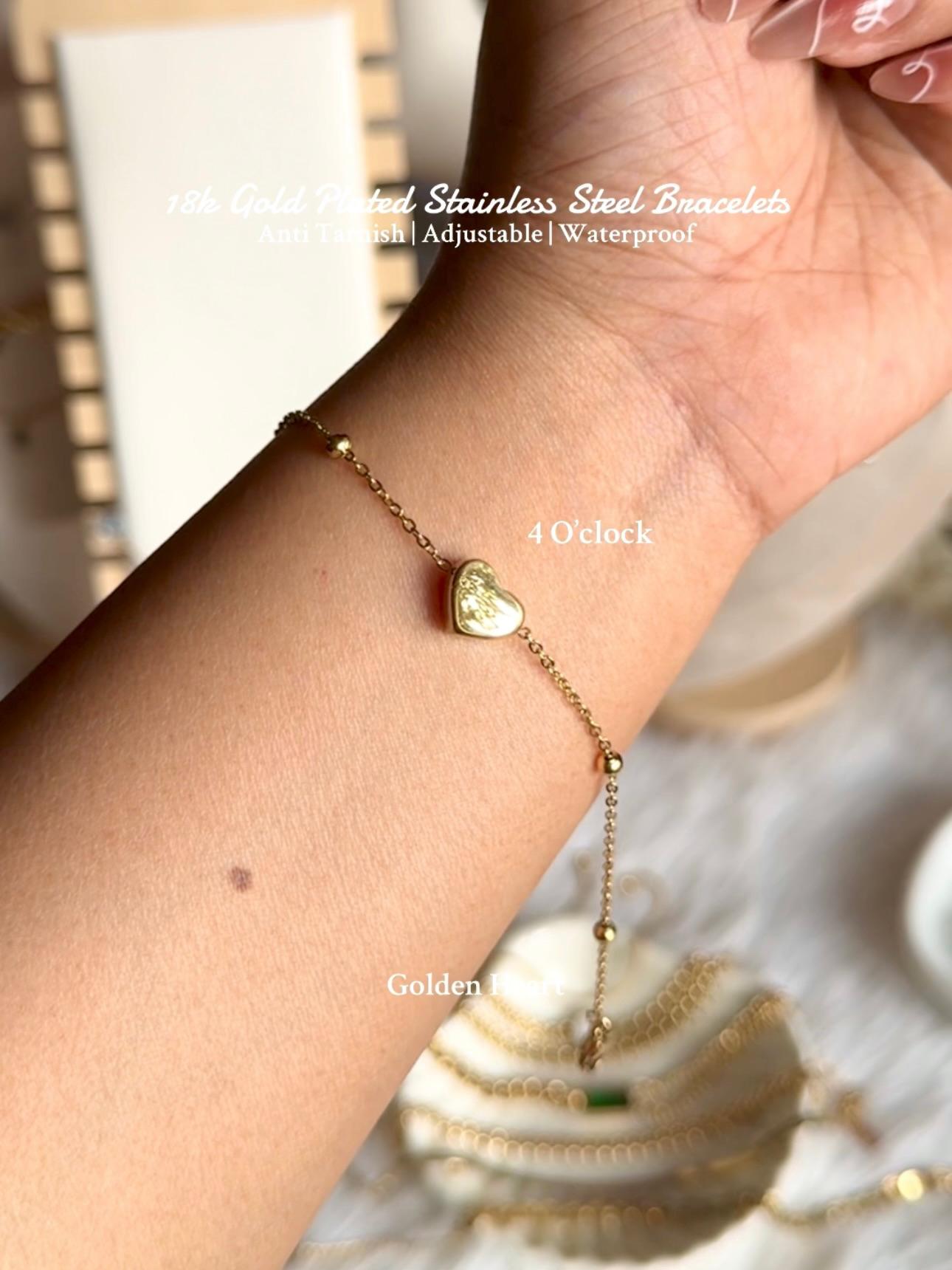 B10⚜️18k Gold Plated Stainless Steel Bracelet: Golden Heart✨