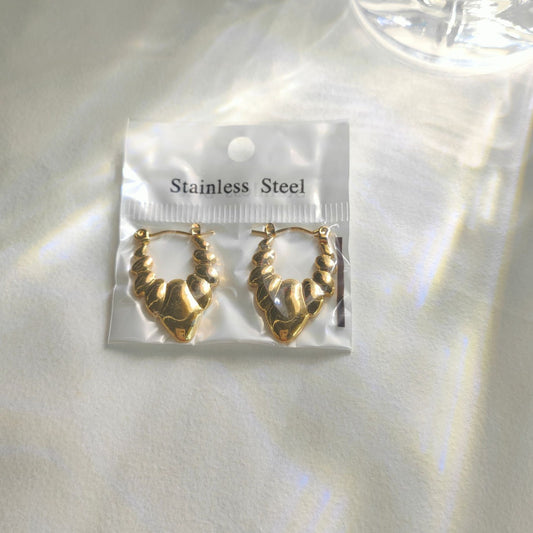 GE72: 18K Gold Plated Stainless Steel Ear Hoops