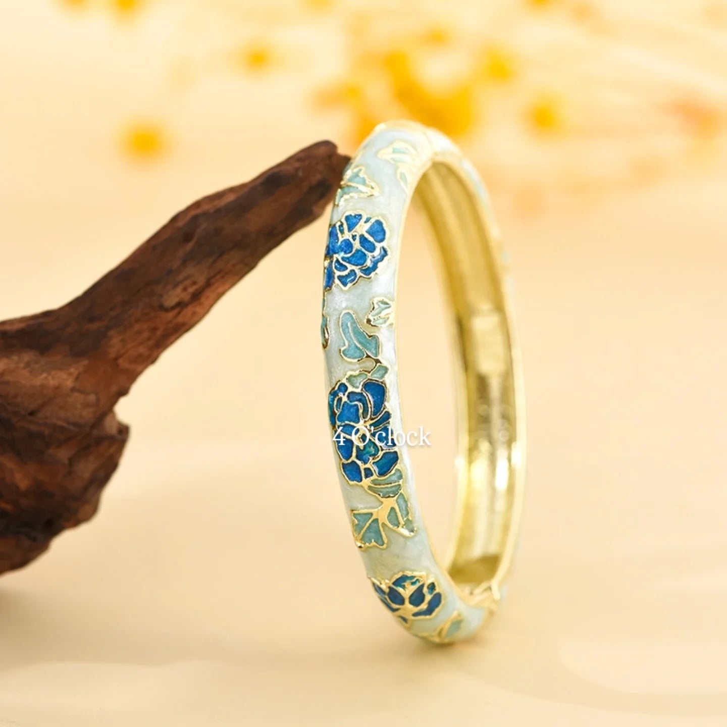 ✨🦢VC92: Vintage Victorian Enamel Bangles : Azure Mist  🌸🕯️