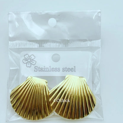 GE24: Stainless Steel Earrings: Striped Scallop