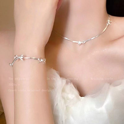 ✨🎀Triple Bow Choker: Silver (Adjustable)🎀✨