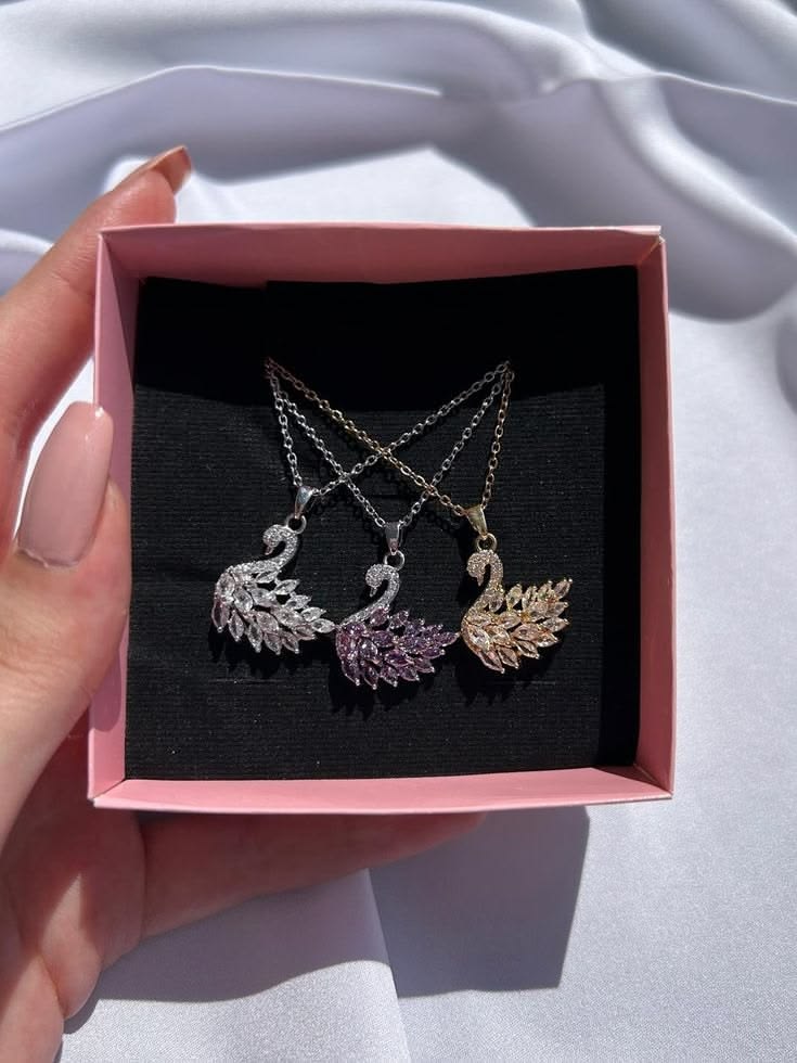 P07: 18k Gold Plated Stainless Steel Minimalist Necklace: Golden Pink Swan
