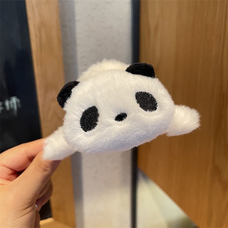 Plushy Panda Hairclaws: White