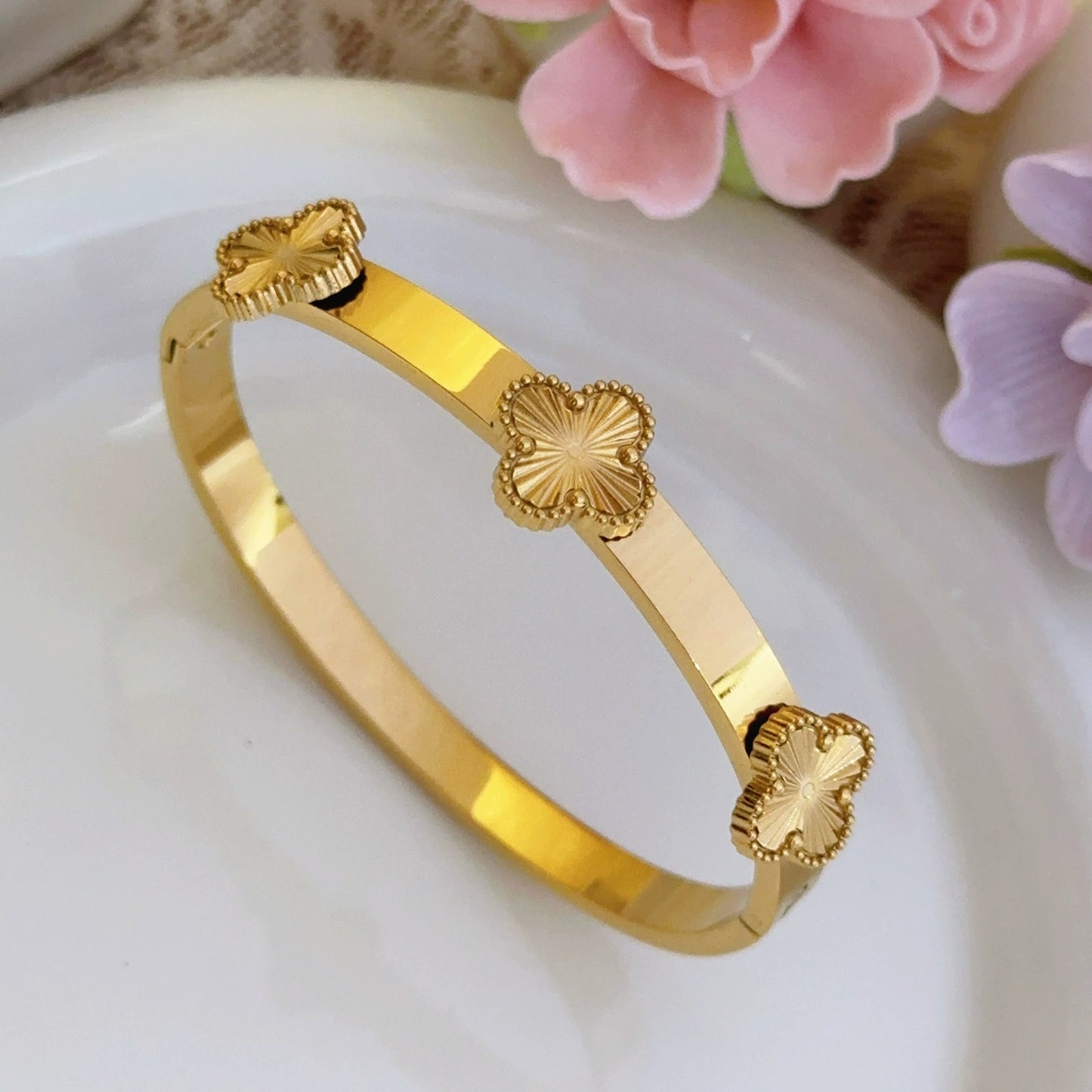 CB37: 18k Gold Plated Premium Stainless Steel Cuff Bangles