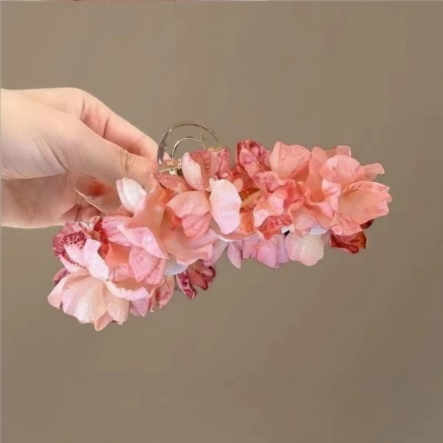 Hydrangea Petal Hairclaws: Dark Pink