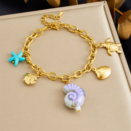 BN41: 18K Gold Plated Premium Stainless Steel Charm Bracelet