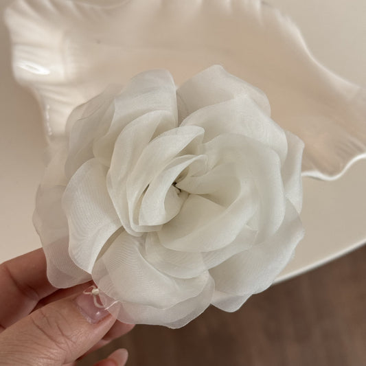 Pinteresty Mesh Rose Hairclaws: Off-white