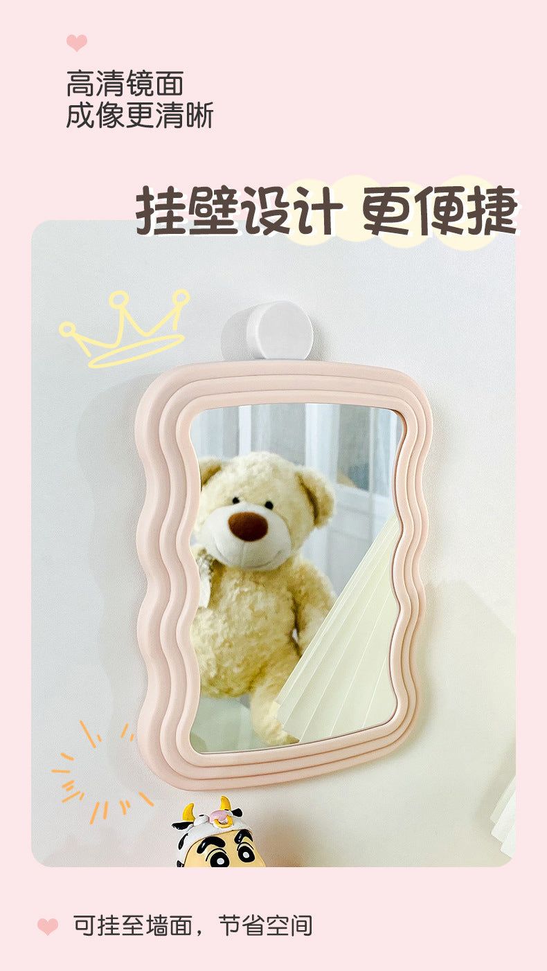 M13: Rippled Makeup Mirror: Girly Pink