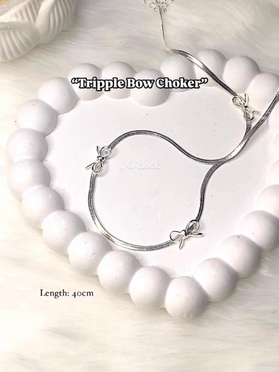 ✨🎀Triple Bow Choker: Silver (Adjustable)🎀✨