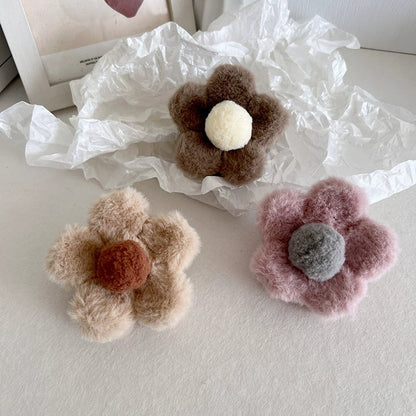 Plushy Flower Hairclaws: Black