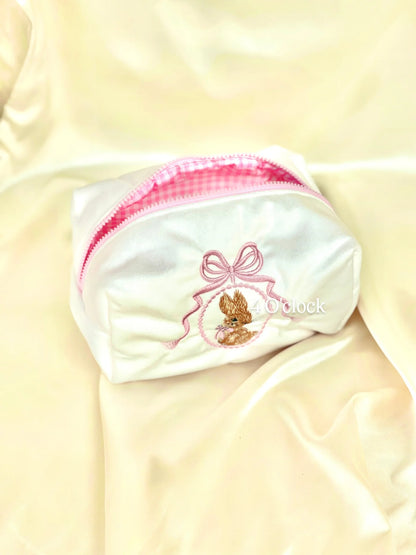 🎀 36.Pinteresty Makeup Bag: White Rabbit 🫧