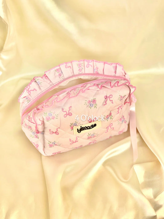 🎀13. Pinteresty Makeup Bag: Pink Tone Floral🫧