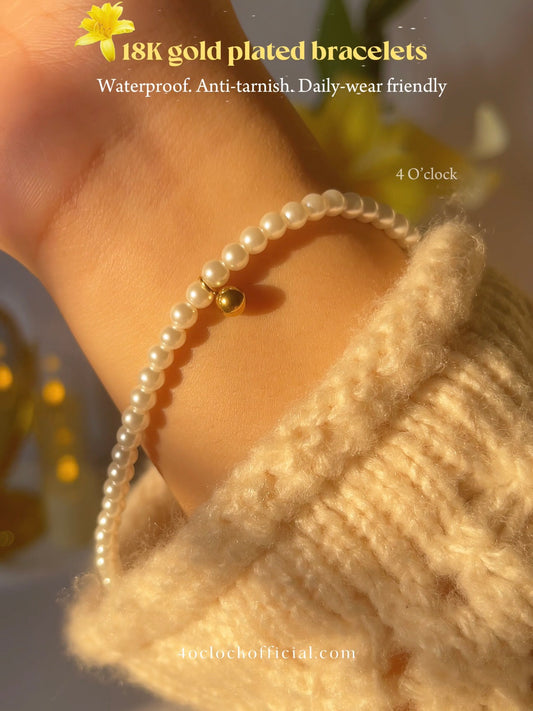 B15: 18k Gold Plated Stainless Steel Minimalist Bracelet: Pearl Bean
