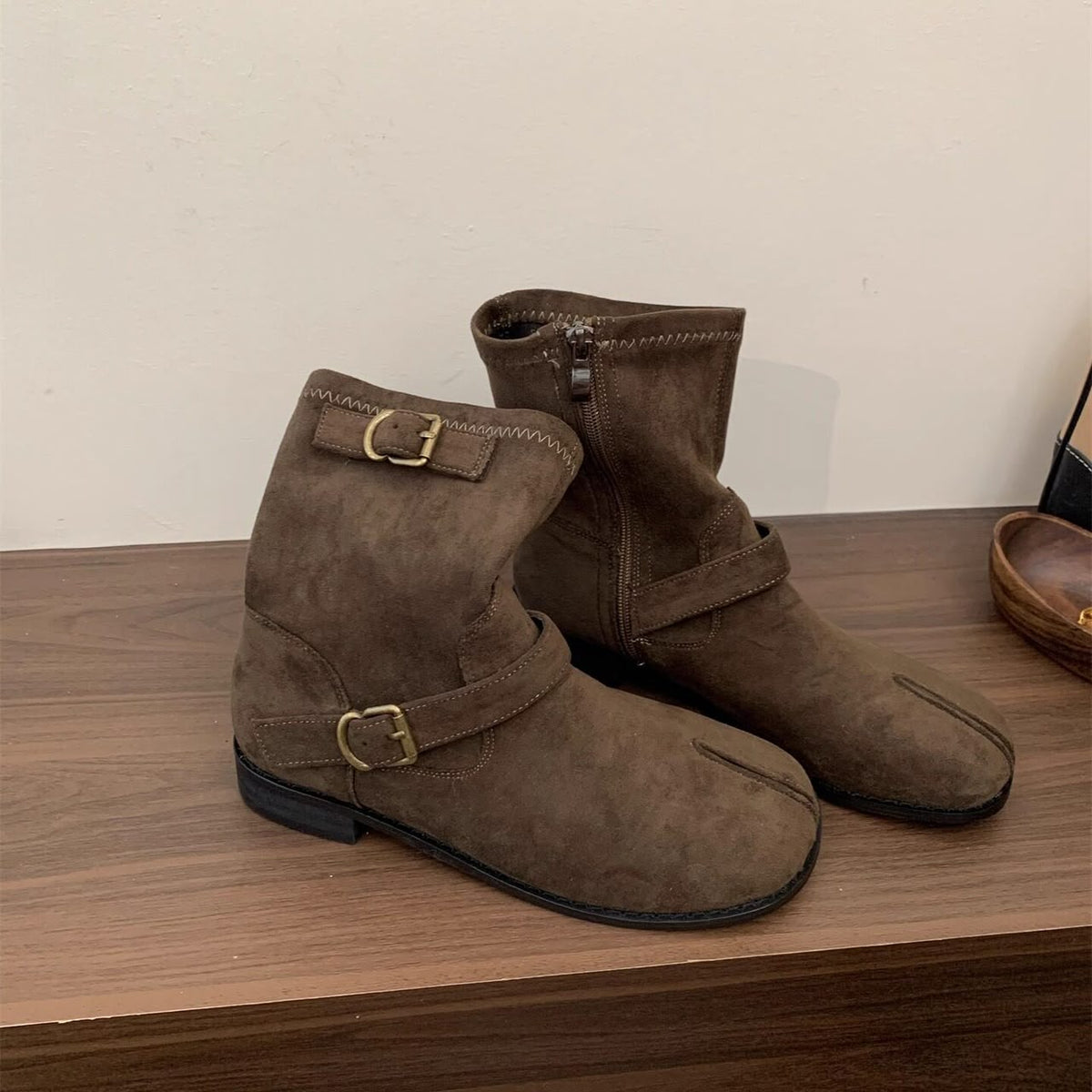 Tabi Boots: Black, Brown, Brownish Green (PRE ORDER ONLY)