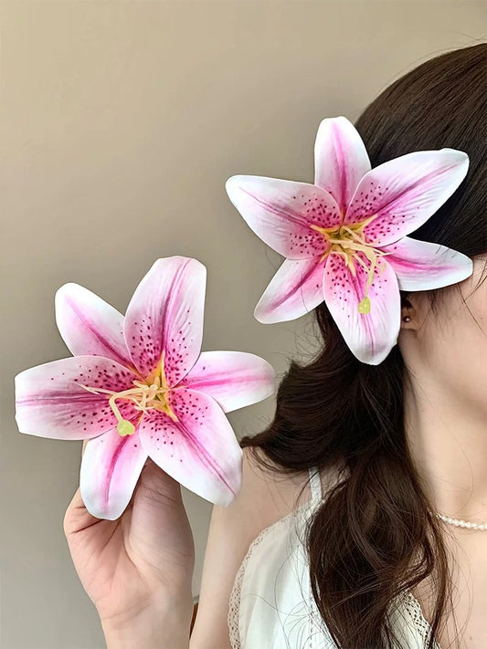 Artificial Lily Side Hair Clip: Light Pink