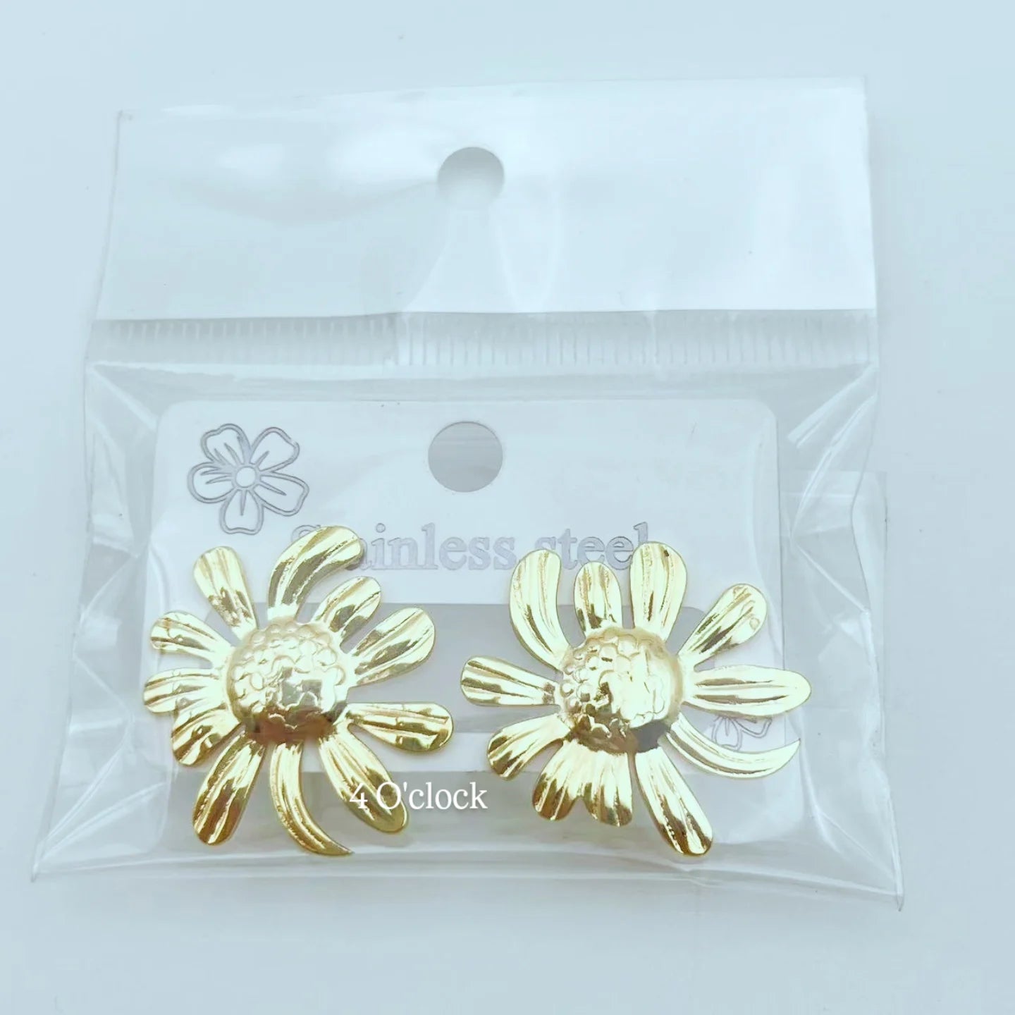 GE19: 💫Stainless Steel Earrings: Daisy 💫