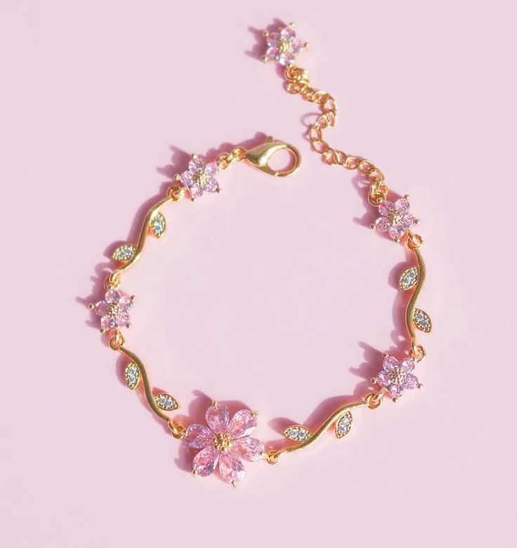 B107: Pinteresty Flower Bracelet: Pink