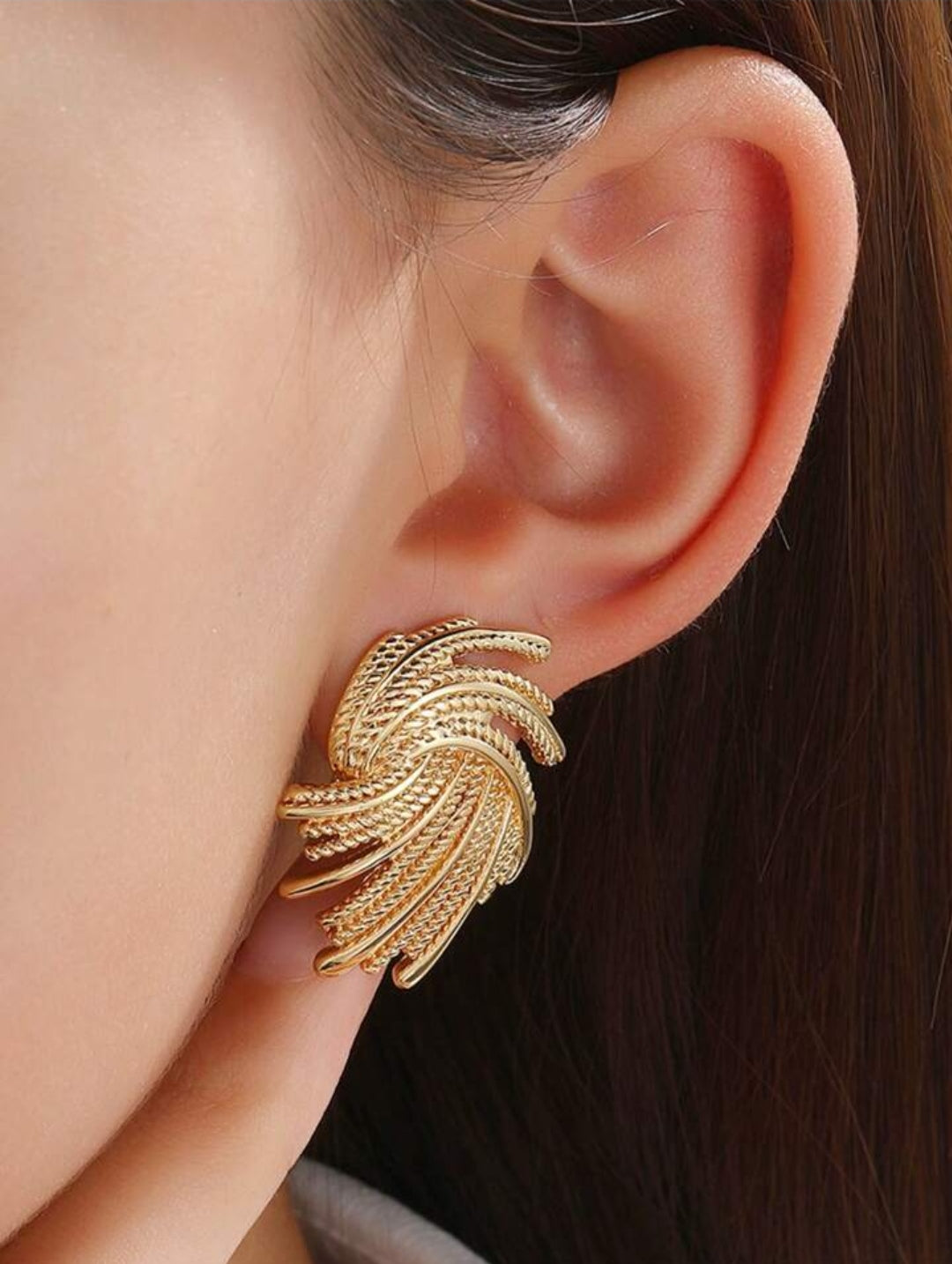Vintage Earrings: Spiral Shaped