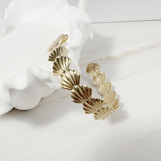 HC156: Handcuff for Stack: Small Seashell (Golden)