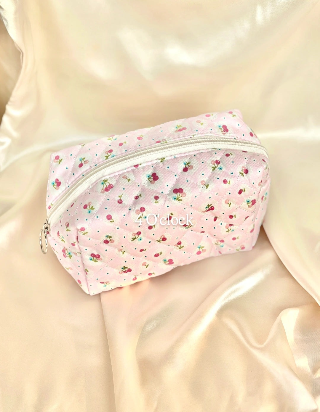 🎀8. Pinteresty Makeup Bag: Cherry Pink🫧
