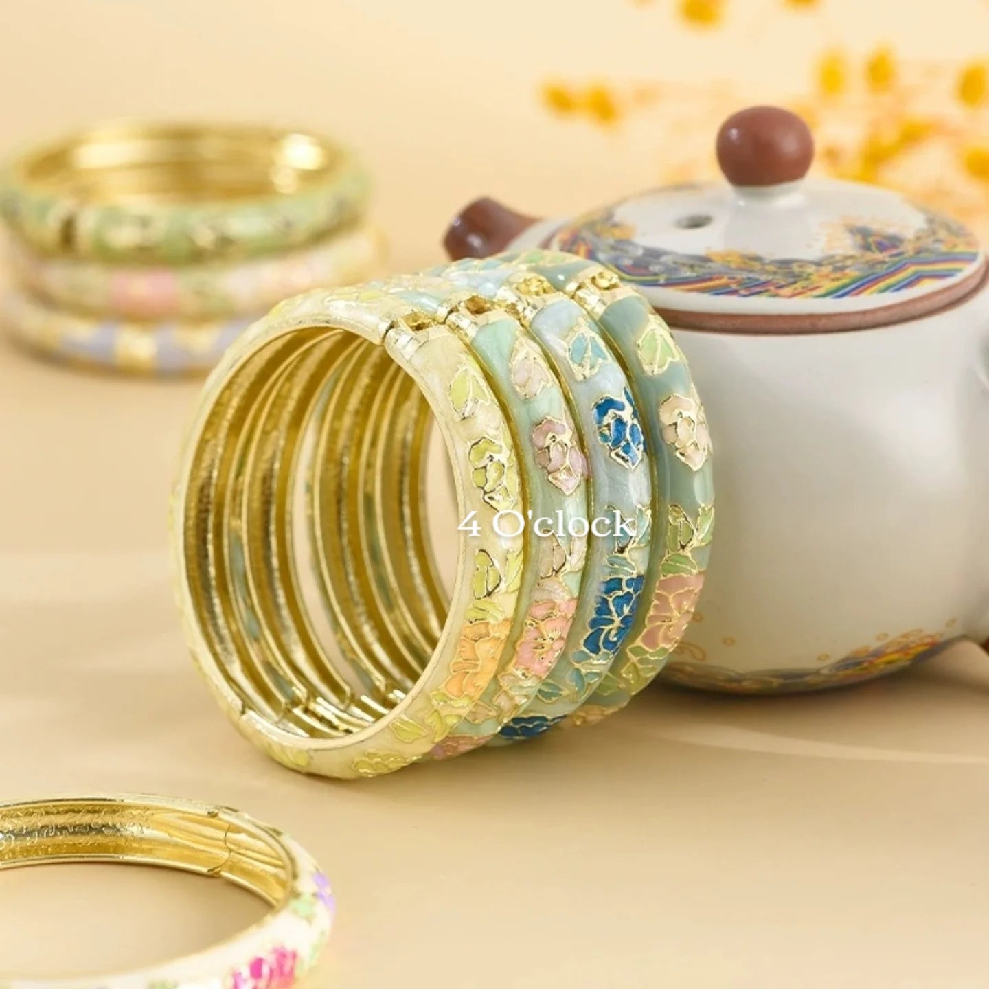 ✨🦢VC100: Vintage Victorian Enamel Bangles : Lilac Dream  🌸🕯️