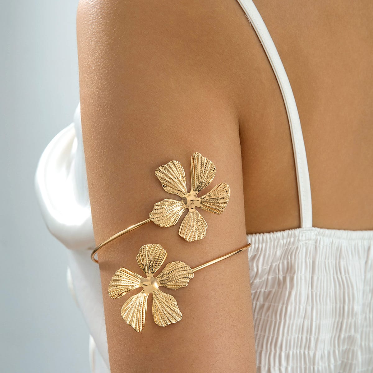 ARM42: Ocean-inspired Armcuffs