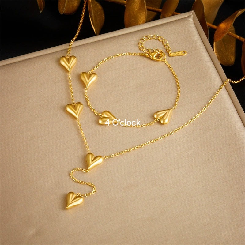 CS19: 18K Gold Plated Premium Stainless Steel Charm Necklace