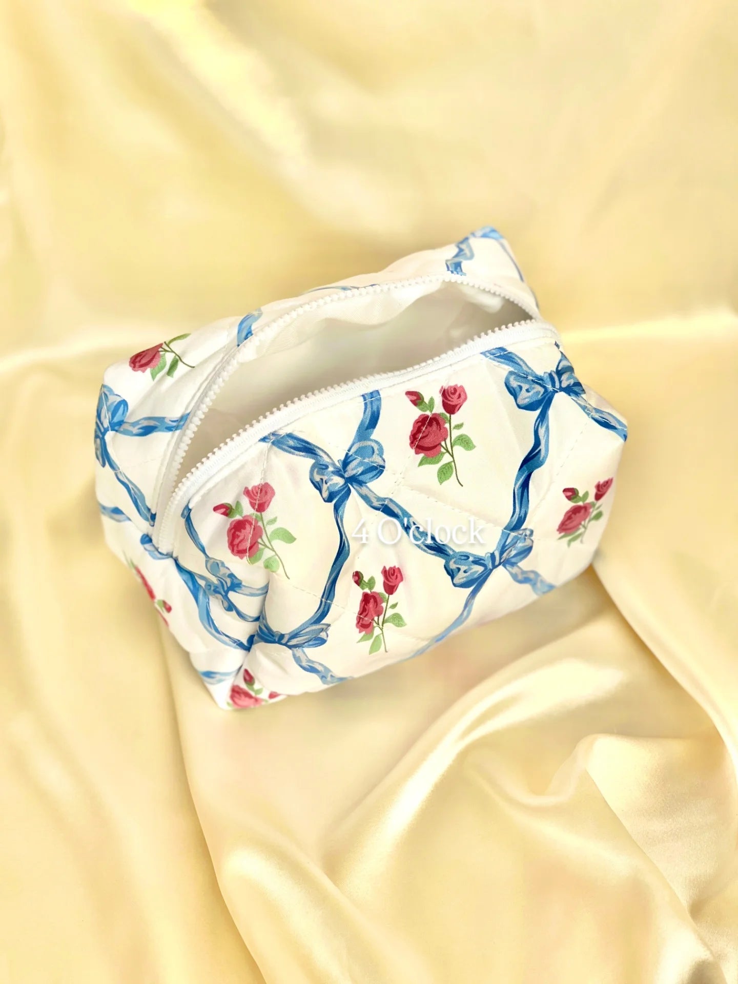 🎀 16.Pinteresty Makeup Bag: Big Butterfly Blue 🫧