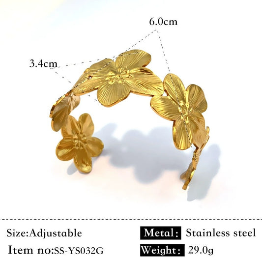HC169: 18K Gold Plated Stainless Steel Handcuff Bracelet (Golden)