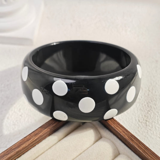 HC182: Trendy Resin Bangle: Polka Dot Black