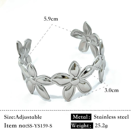 HC172: 18K Gold Plated Stainless Steel Handcuff Bracelet (Silver)