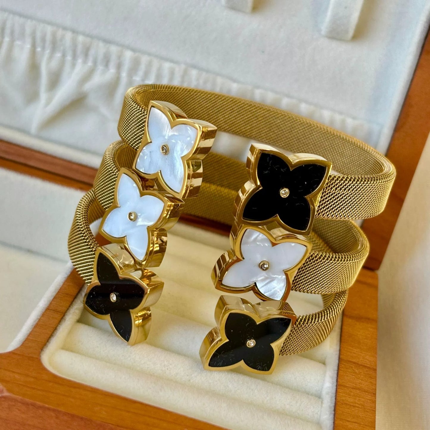 CB32: 18k Gold Plated Premium Stainless Steel Cuff Bangles